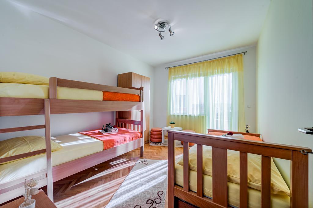 Apartment Marinely Каштела Экстерьер фото