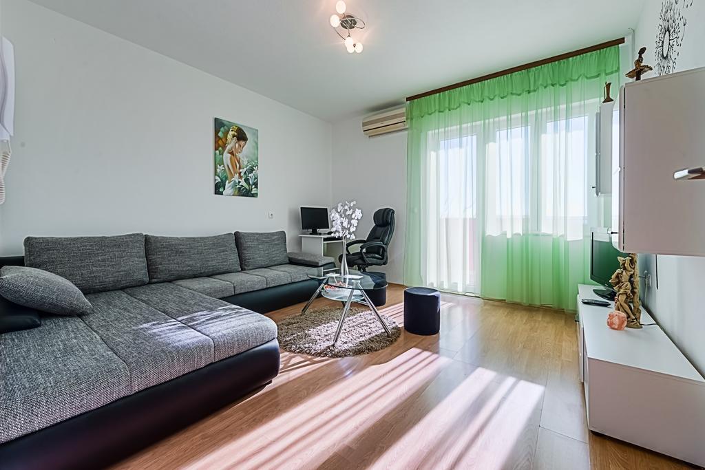 Apartment Marinely Каштела Экстерьер фото