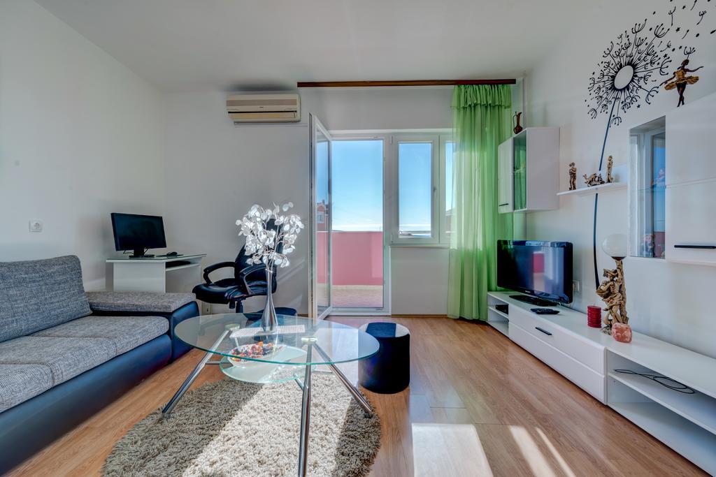 Apartment Marinely Каштела Экстерьер фото